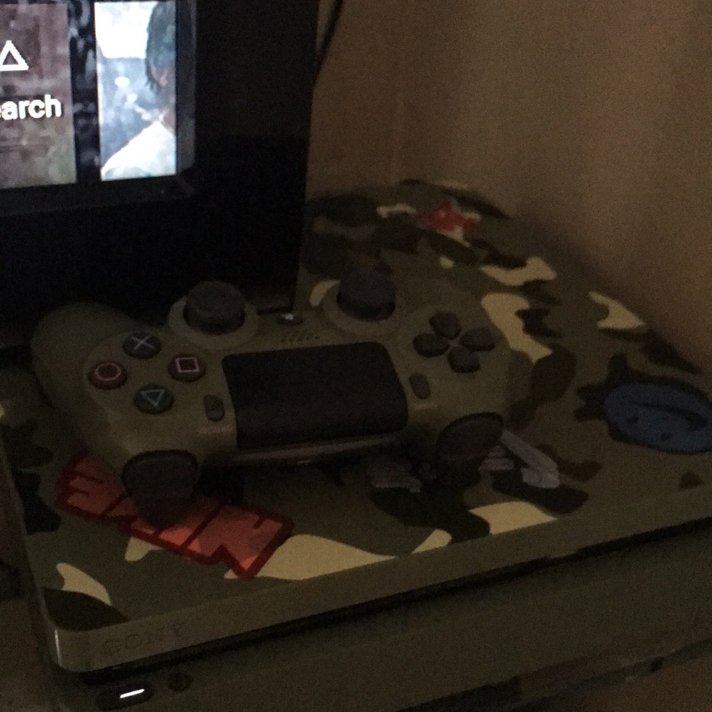 PS4